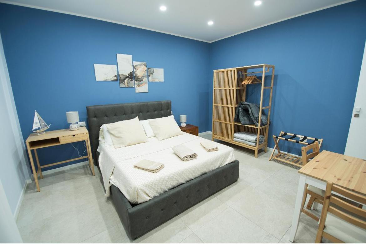 Hotel Via Cino Cagliari Esterno foto