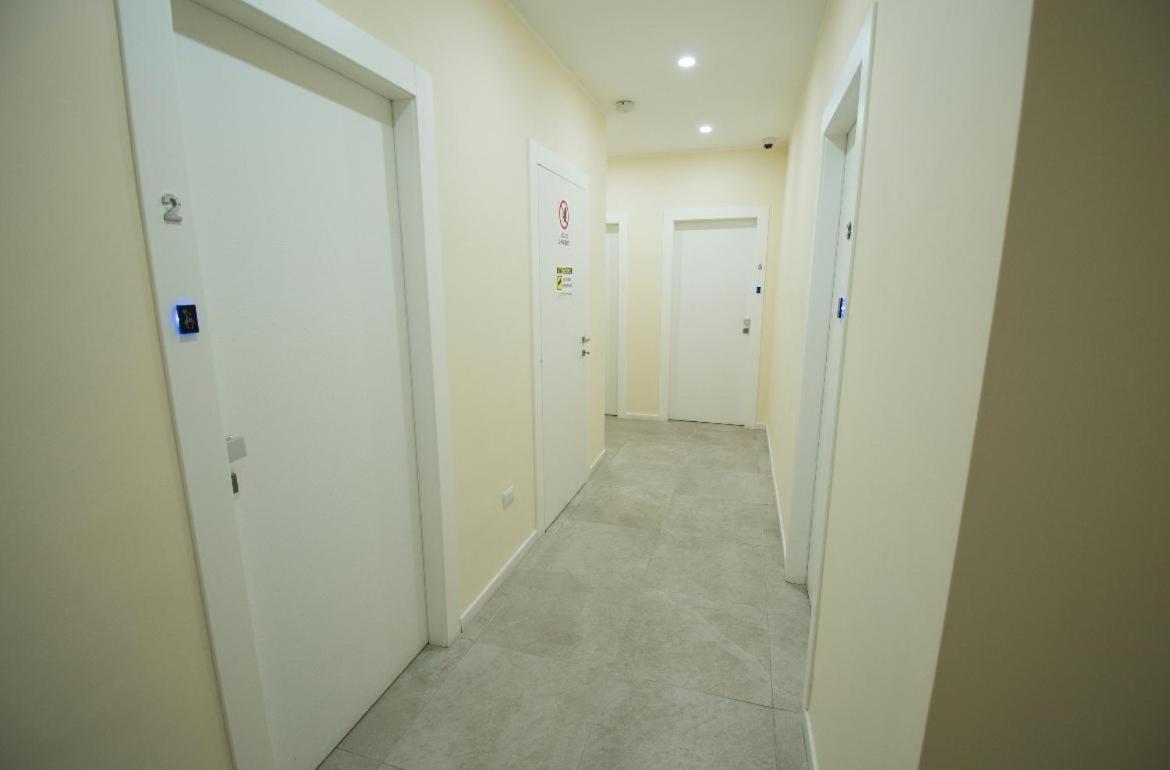Hotel Via Cino Cagliari Esterno foto
